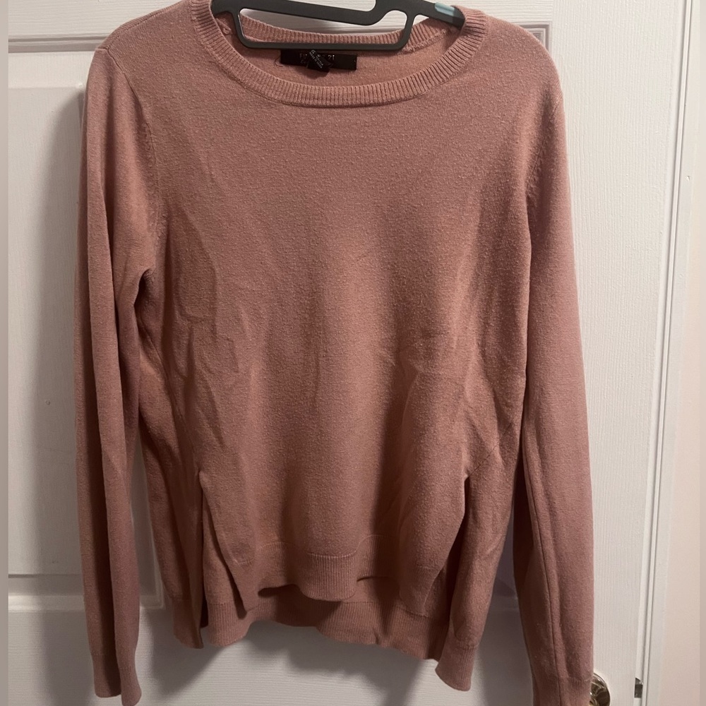 Forever 21 Pink Cropped Sweater